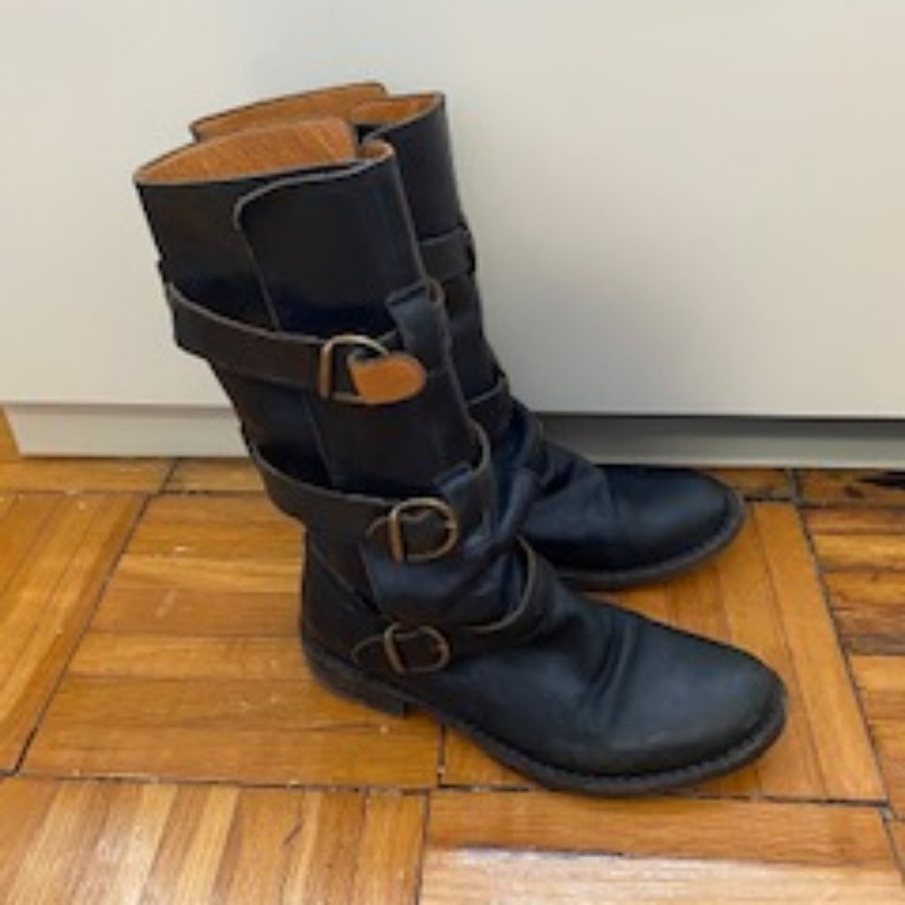 7040 Eternity Black Leather Boots | Size 38 (8)